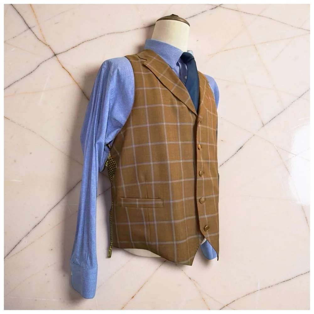 Tom James Custom 3-Piece Suit | Windowpane | Gold Buttons | Classic Tailored
